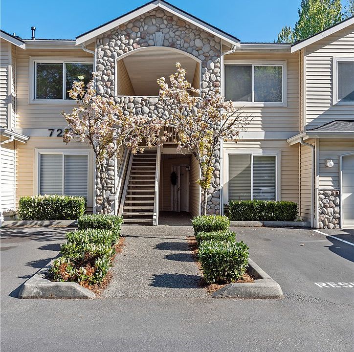 Top Floor Unit in Quiet Community. Reserved Parking in Front with Private Garage.