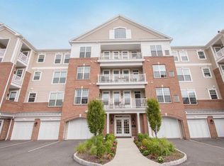 740 Regency Dr, Fishkill, NY 12524