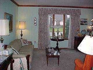 2nd image of 4329 Townhouse Dr #4329