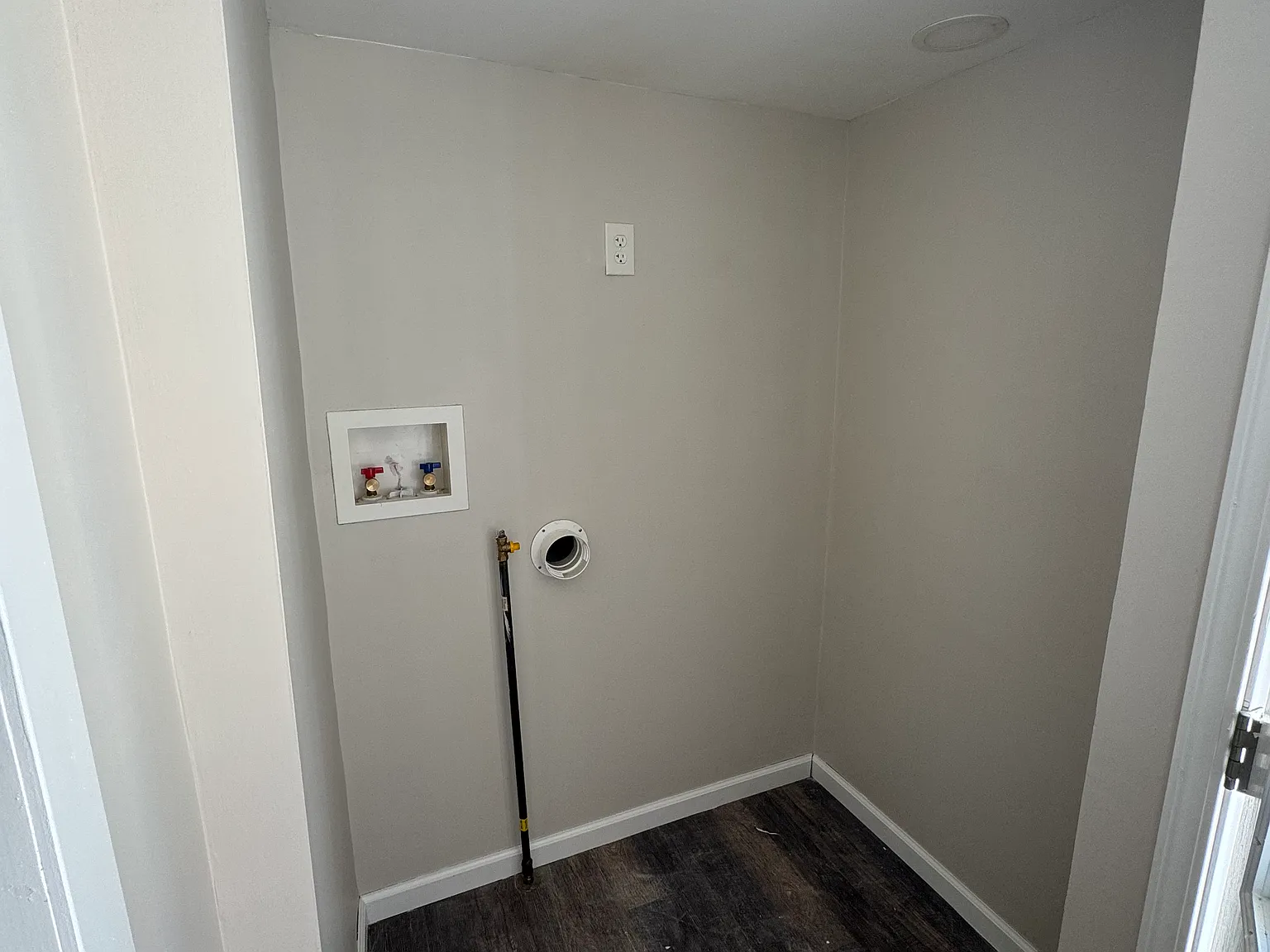 1 bed, 480 sqft, $975 — Photo 3