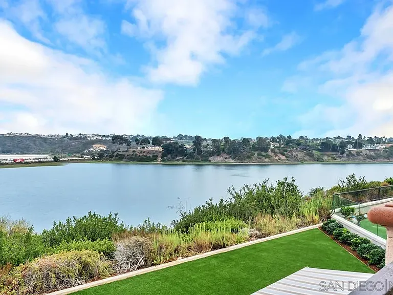 7564 Navigator Cir — Photo 43