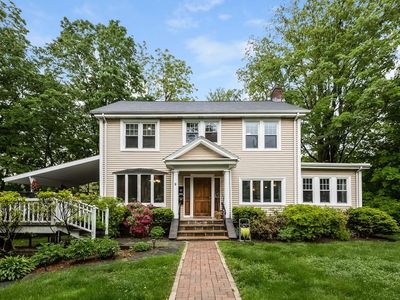 2 Barnes Rd, Newton, MA, 02458