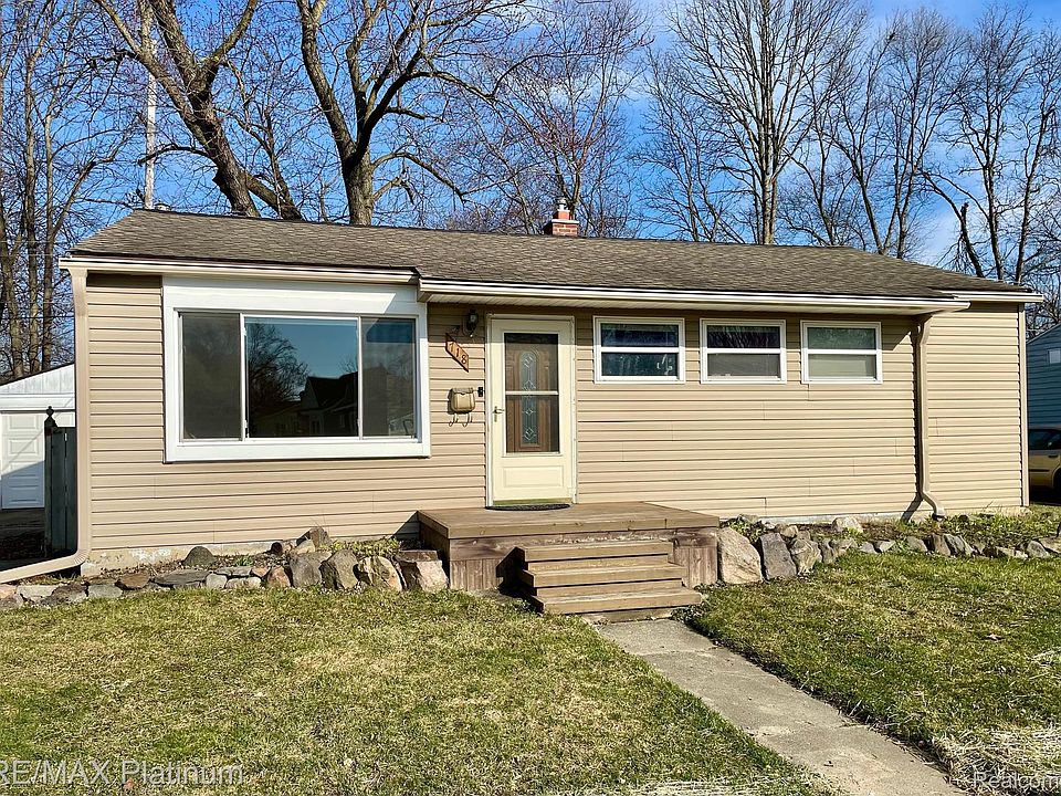 1st image of 718 Elmwood Dr