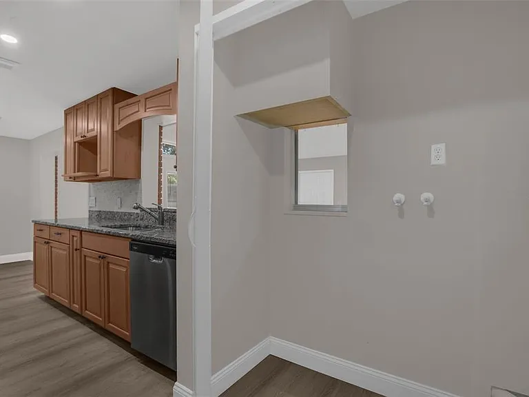 518 Lavon Dr — Photo 14
