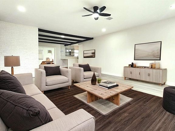 4th image of 403 Vance St #403