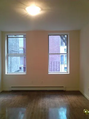 Rented by Century 21 New Golden Age Realty | media 15