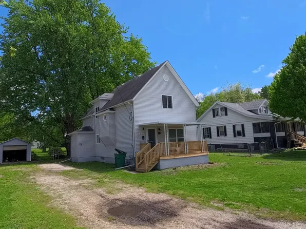 649 Indiana Ave, Galesburg, IL 61401