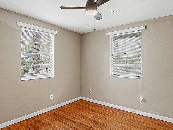 4th image of 11628 Charlie Rd #7