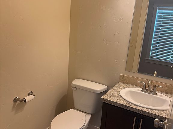 4th image of 4559 N Dustod Ave