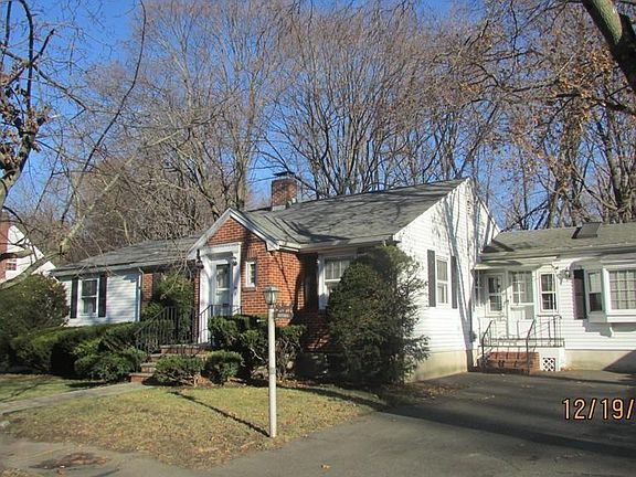 2nd image of 54 Alvin Ave