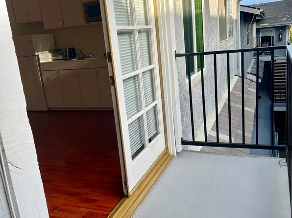 5142 Dunbar Dr Unit B2, Huntington Beach, CA 92649