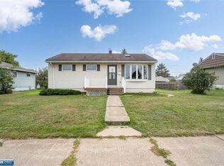 1212 19th St S, Virginia, MN 55792