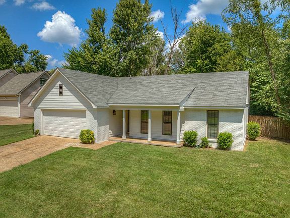 2nd image of 5716 Heartwood Dr