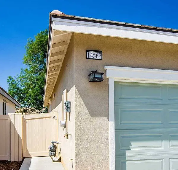 14563 Gulfstream Ln — Photo 27