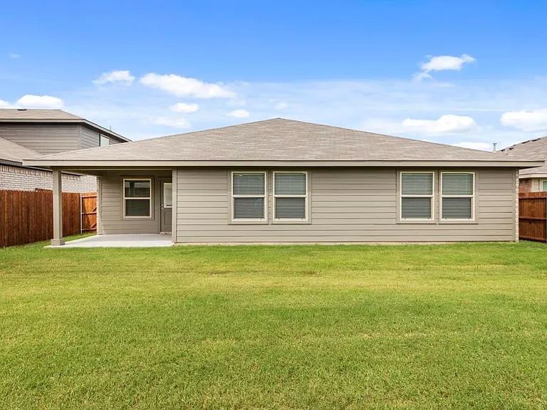 5908 Harvey Gap Ln — Photo 15