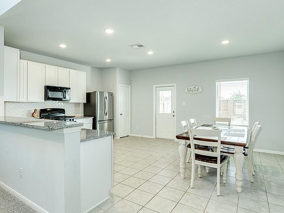 4th image of 3640 Crosspointe Pass