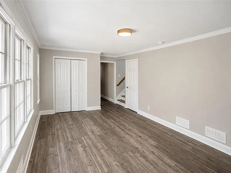 4521 S Roberts Dr — Photo 11