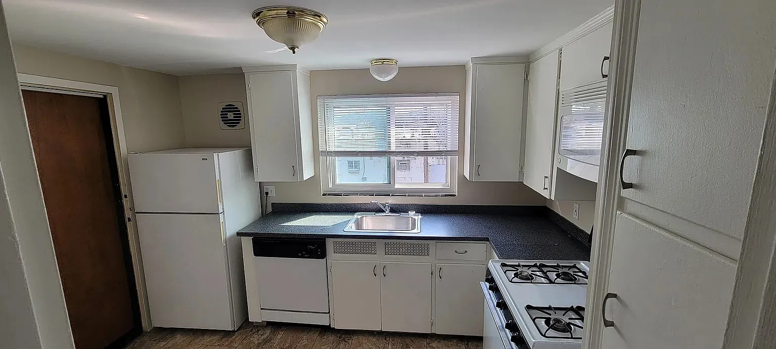 2 bed, 800 sqft, $925 — Photo 4