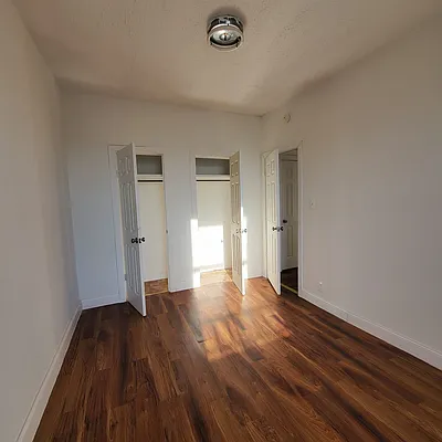 Rented by New York Residence | media 5
