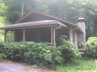 84 Wake Robin Rd, Waynesville, NC 28785