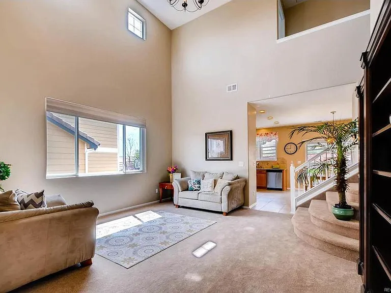 10382 Nottingham Dr — Photo 13