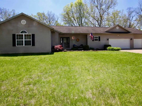 289 E Lucille St, East Peoria, IL 61611