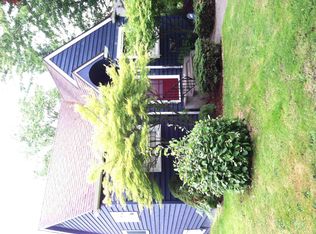 8028 17th Ave NE, Seattle, WA 98115