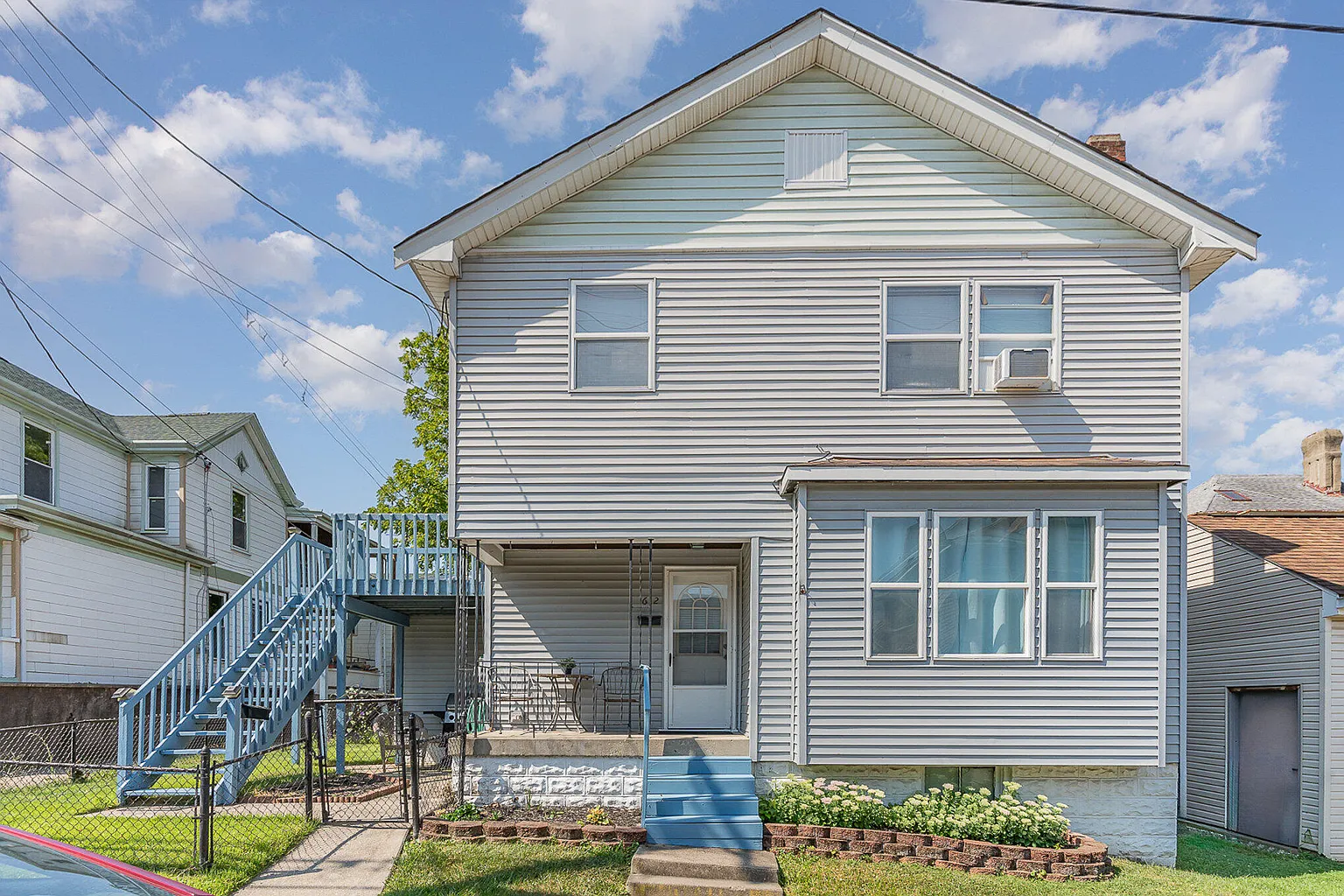 612 Vine St photo 1