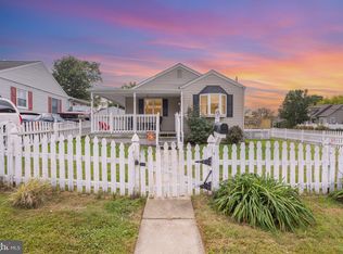 33 Honeycomb Rd, Middle River, MD 21220