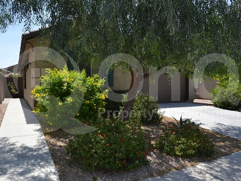 12039 W Briles Rd — Photo 3