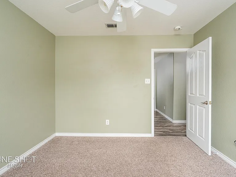 210 Ruger St — Photo 12