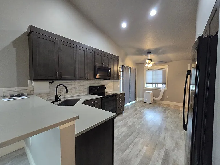 5247 Golden Hollow Rd — Photo 9