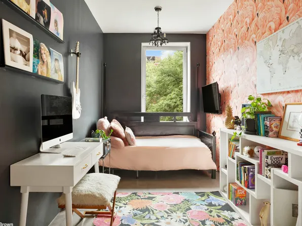 114 4th Place image 7 of 11