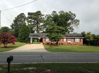 897 N Beston Rd, La Grange, NC 28551