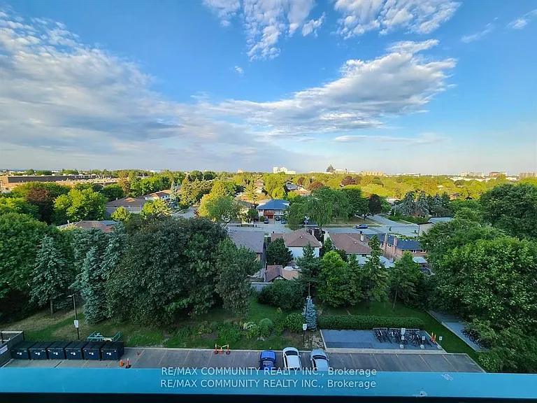 4727 Sheppard Ave E #804 — Photo 2