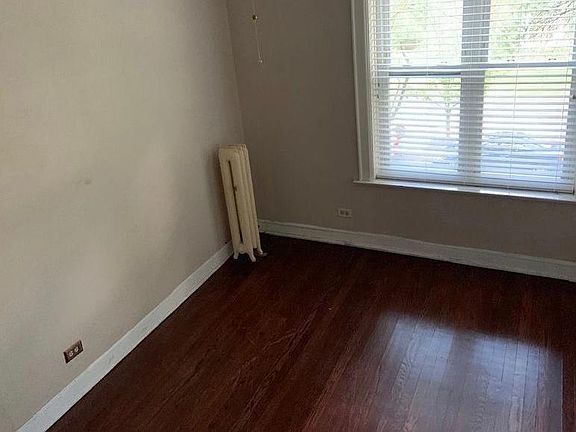 4th image of 5046 S Blackstone Ave #3N