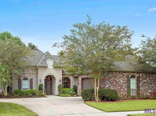 16929 Highland Club Ave, Baton Rouge, LA 70817