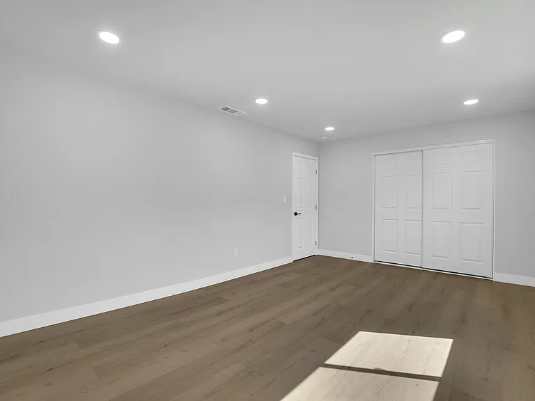 862 W. Mines Avenue — Photo 24