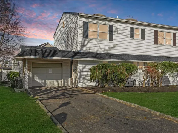 595 Sand Hill Road, Wantagh, NY 11793