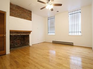 Beautiful 1 BR w/ Decorative Fireplace & More!*Available August*, Philadelphia, PA 19107