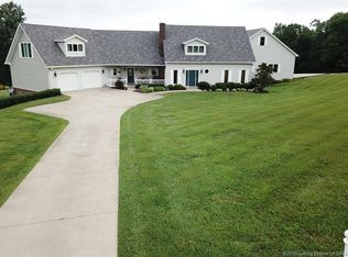 3036 Kendall Dr NW, Depauw, IN 47115