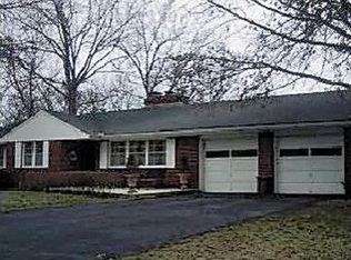 3811 NW 62nd Ter, Kansas City, MO 64151