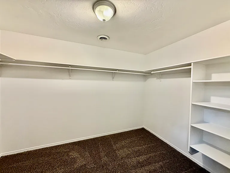 4263 S Glenmere Way — Photo 14