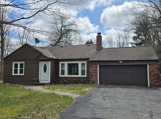 5678 Ridgebury Blvd, Lyndhurst, OH 44124