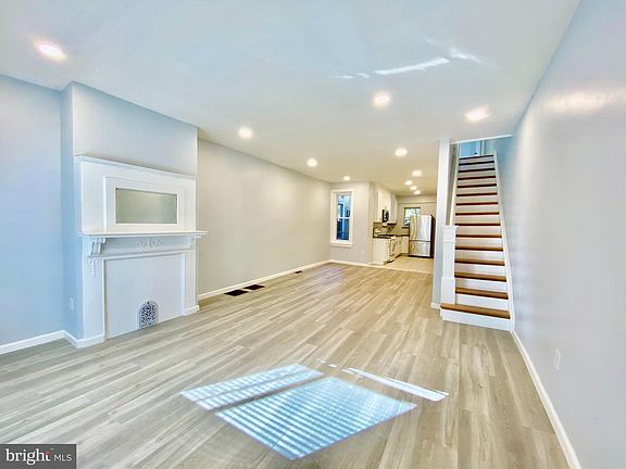 3rd image of 5141 Chancellor St