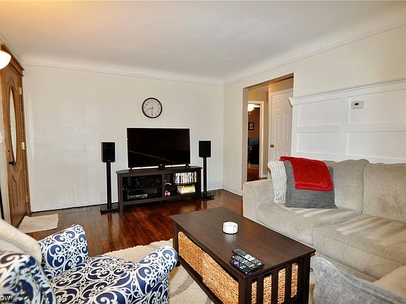 4th image of 16164 Pike Blvd