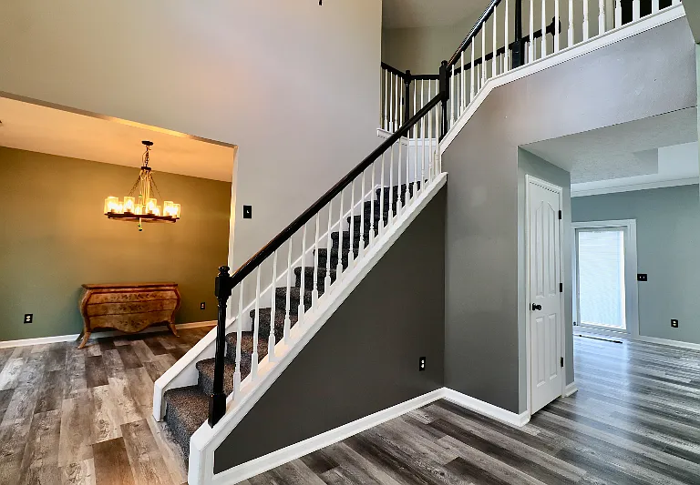 12115 Flagstone Dr — Photo 8