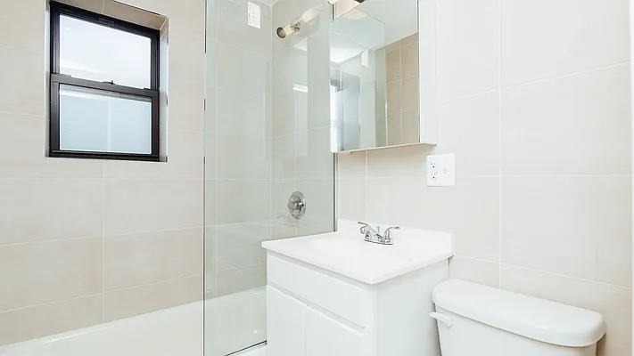 Rented by Nooklyn NYC LLC | media 8