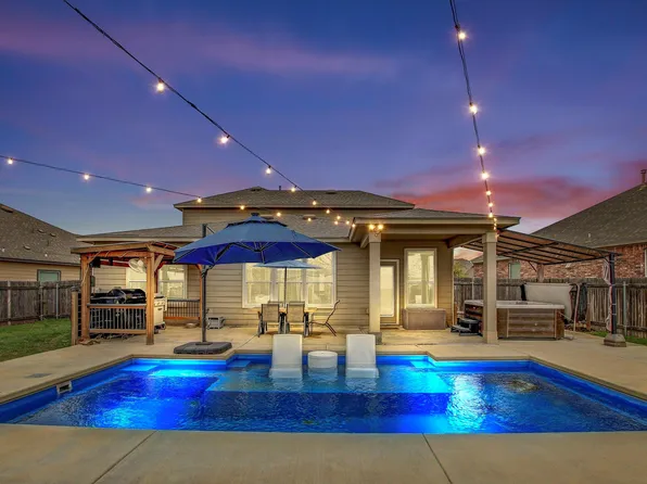 5933 Sardinia Dr, Round Rock, TX 78665