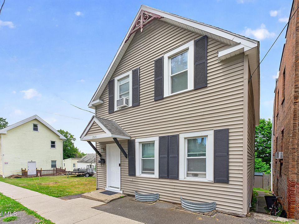 1st image of 1015 1st Street